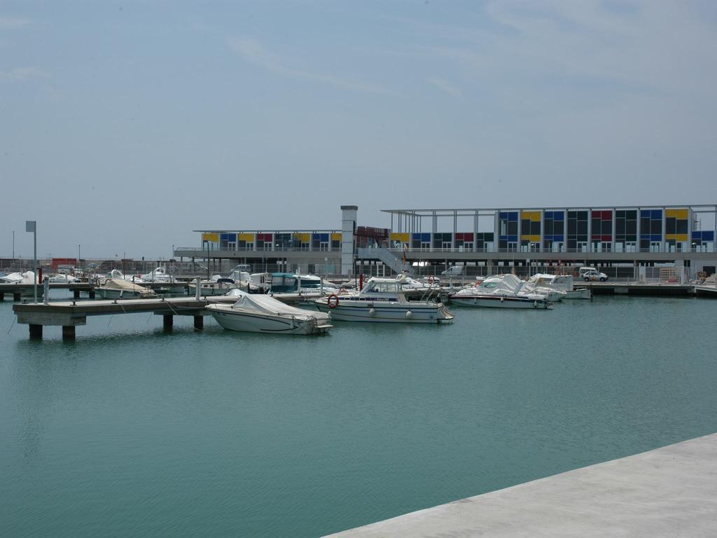 Apartaments Costamar Calafell Εξωτερικό φωτογραφία